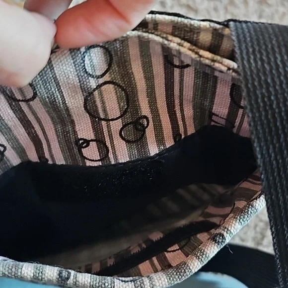 Kavu Mini Keeper Crossbody With Stripes and Circles - Picture 6 of 9